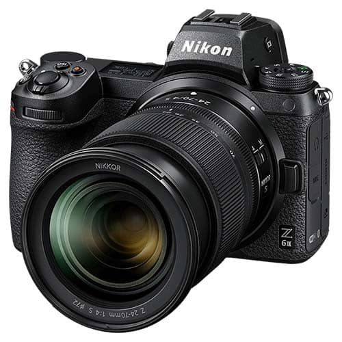 Nikon Z6 II Cámara Digital sin espejo con lente 24-70mm vista de perfil