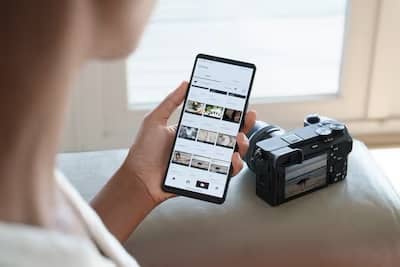 a6700 Cámara sin espejo conectada a un smartphone