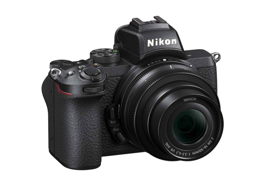 Nikon Z50 Cámara Digital sin espejo con Objetivo 16-50 mm vista de perfil