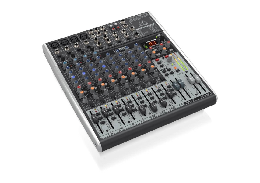 Behringer XENYX X1622USB vista de perfil