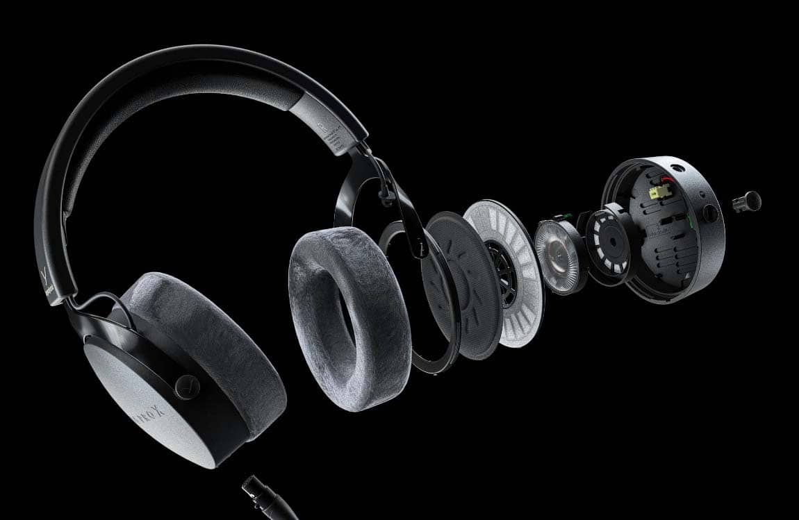 Detalle de los audífonos beyerdynamic DT 700 Pro X Detalle de los audífonos beyerdynamic DT 700 Pro X