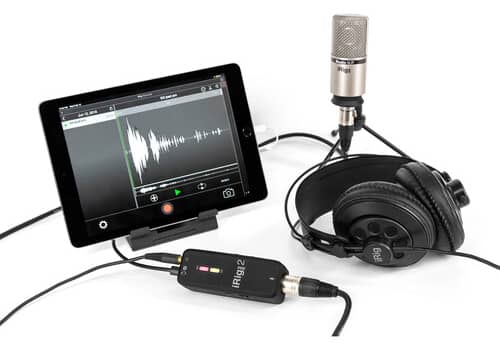 iRig Pre 2 conectada a una iPad, mic y audifonos