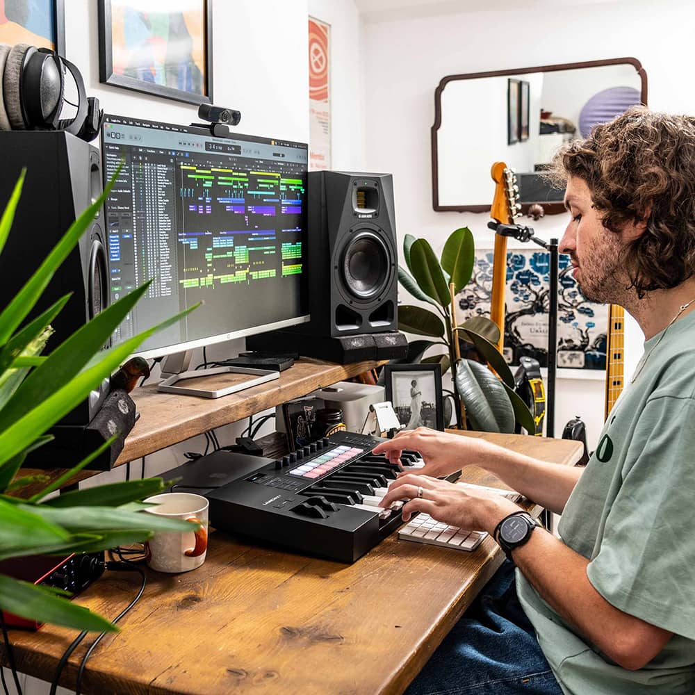Editor de audio utilizando el Novation Launchkey 37 MK4
