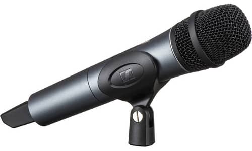 Micrófono SKM 835-XSW vista de perfil montado en soporte